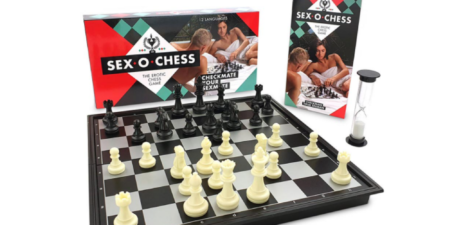 jeu d'échecs sexy Sex-O-Chess marque Sexventures
